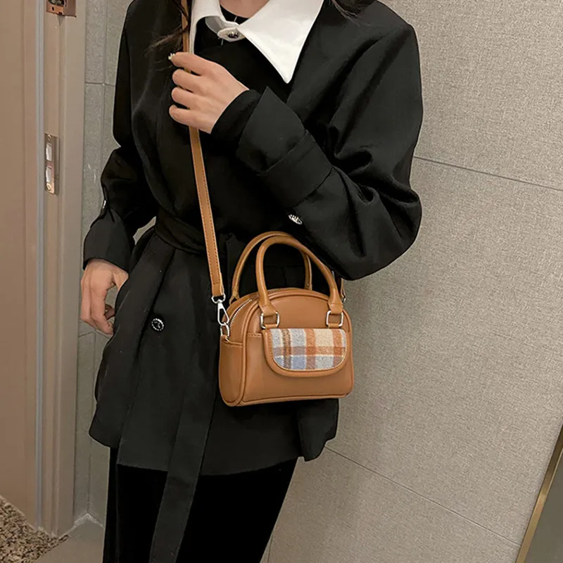 JANE KLAIN Fabric With Synthetic Leather Bowling Bag Shoulder Bag Crossbody Bag Regular Women's Brown/Black-4