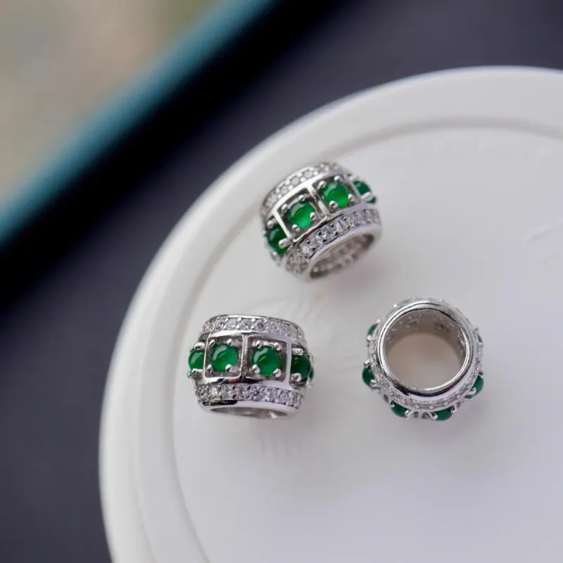 Yufujin High Ice Jade Pendants Unisex-6