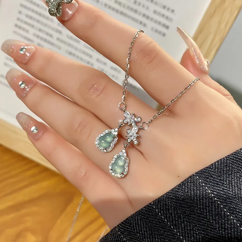 SWEET PLANET Ice Glutinous Jadeite Necklaces Women's-2