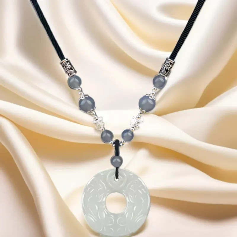 Atsuyama Chalcedony Necklaces Unisex-3