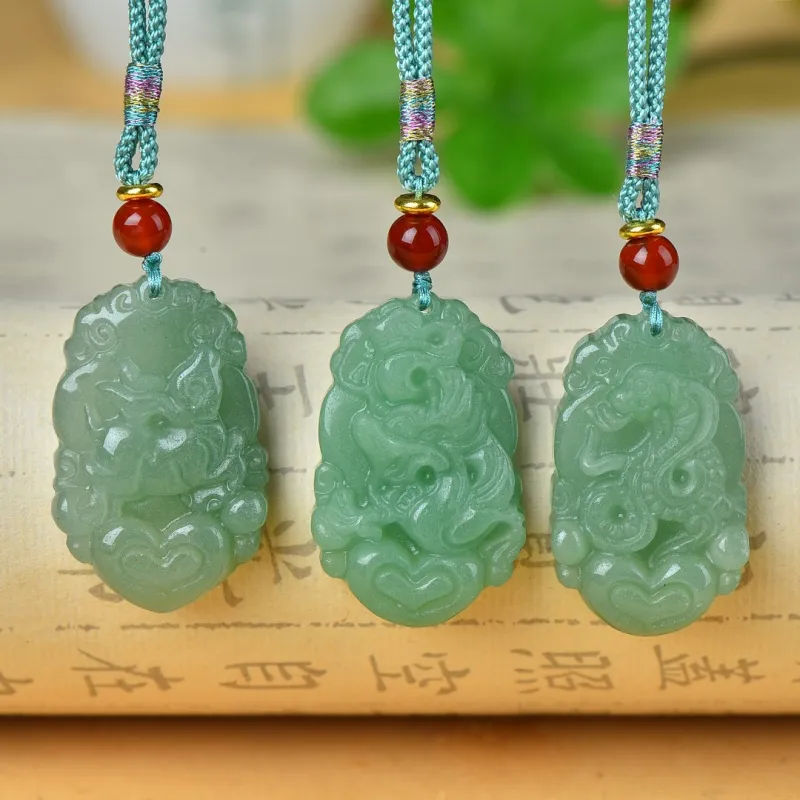 Jing Ruyu Aventurine Necklaces Unisex-14