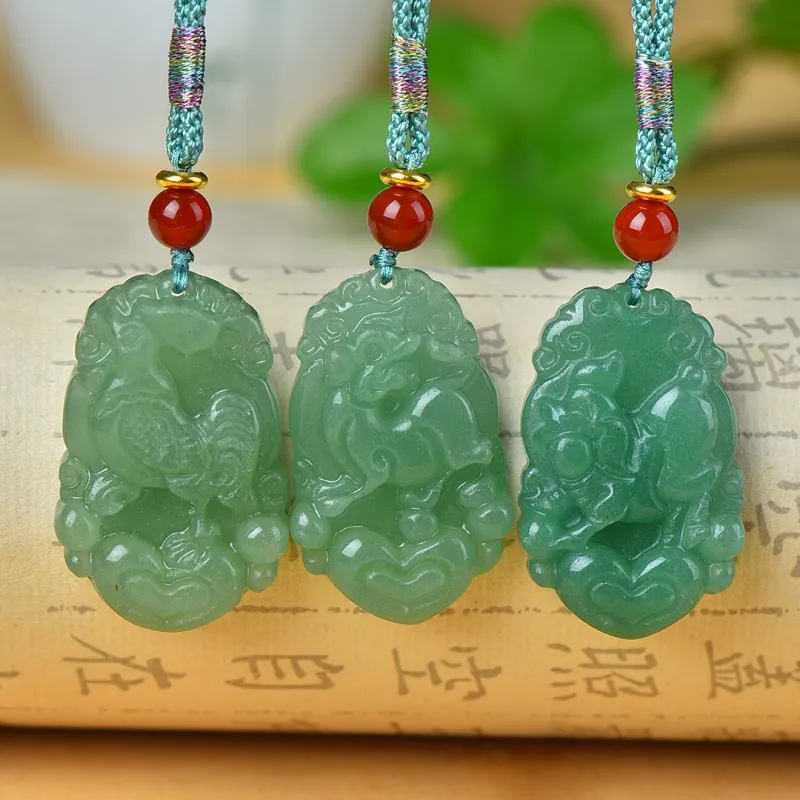 Jing Ruyu Aventurine Necklaces Unisex-16