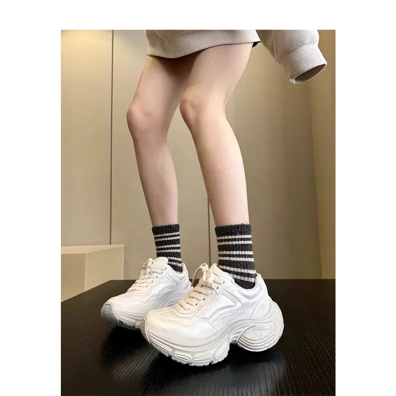 Uinnate Low-Top Chunky Sneakers Women's Silver-6