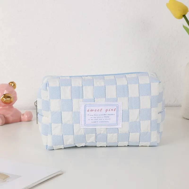 QEEDNS Checkerboard Good Looking Makeup Bags Portable On The Go-1