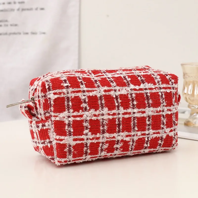 QEEDNS Knitted Fabric Christmas Red Large Capacity Makeup Bags-5