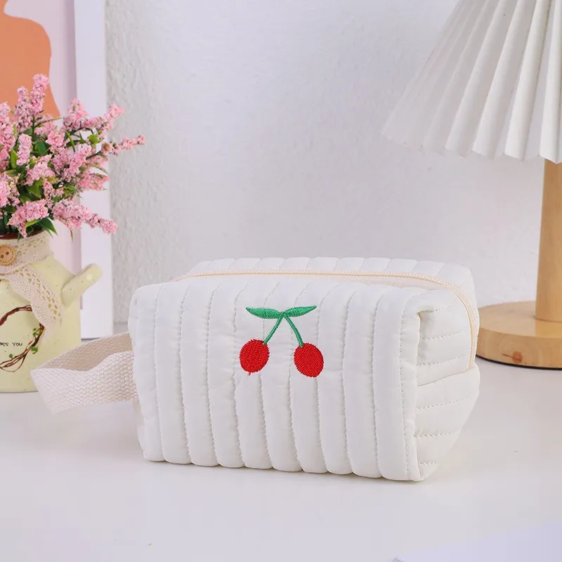 QEEDNS Cute Cherry Large Capacity Portable Makeup Bags-5