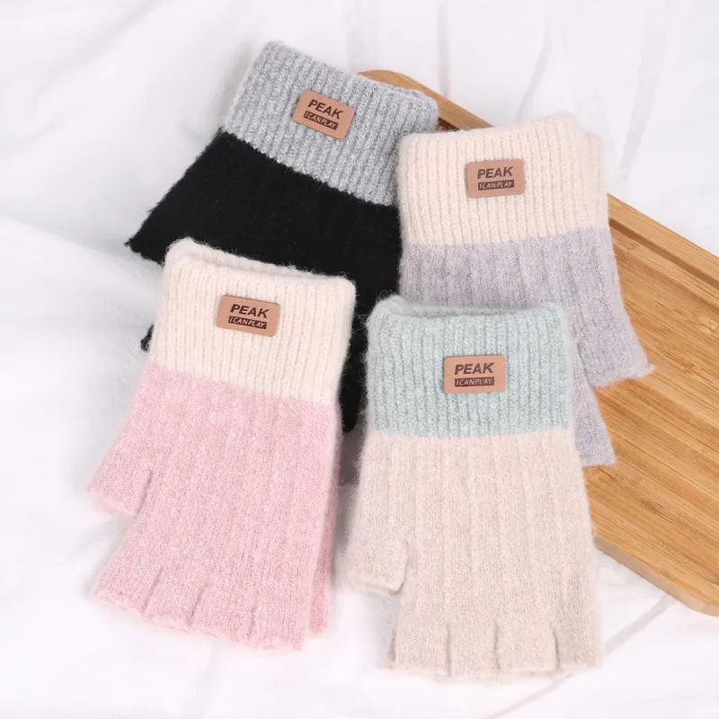 PEAK Knit Gloves Unisex-11
