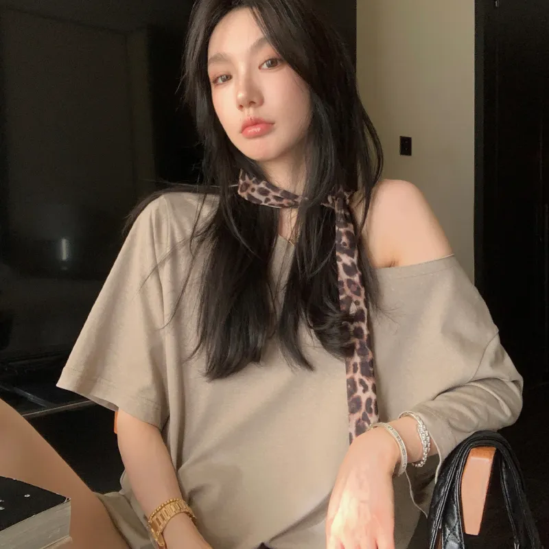 Ouyang T Shirts Women's-4