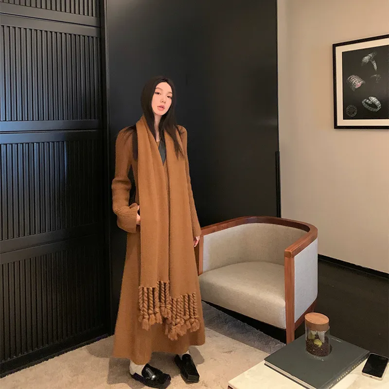 Ouyang Long Sleeved Dresses Women's Mustard Gold-3