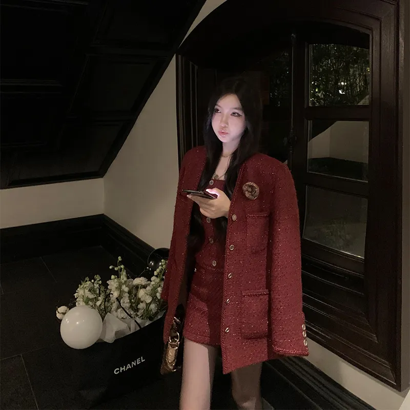 Ouyang Cropped Coats Women's Cherry-3