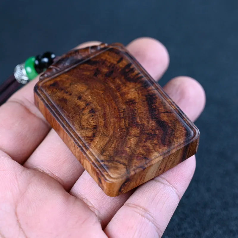 Xianyou Hainan Huanghuali Safety Pendant Unisex-4