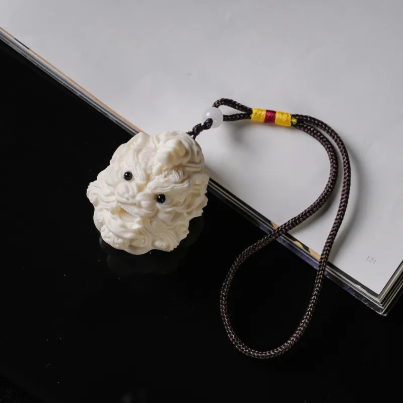Xianyou Ivory Nut Handlebar Piece Unisex-1