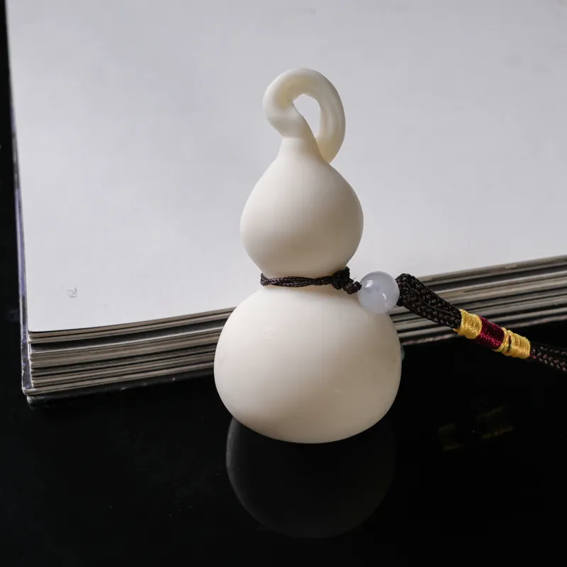 Xianyou Ivory Nut Handlebar Piece Unisex-1