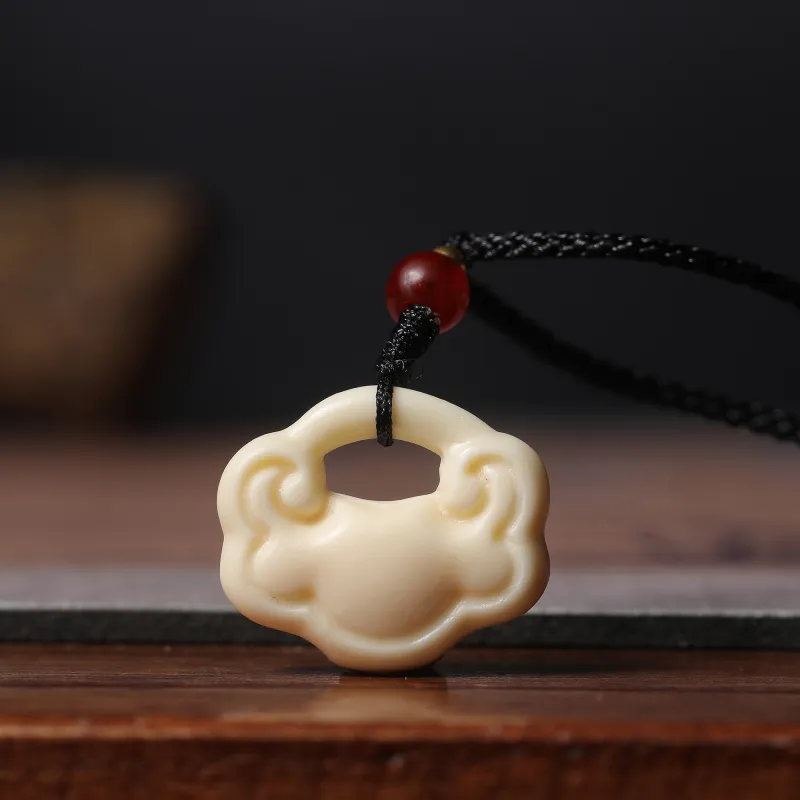 Xianyou Ivory Nut Necklaces Unisex-1