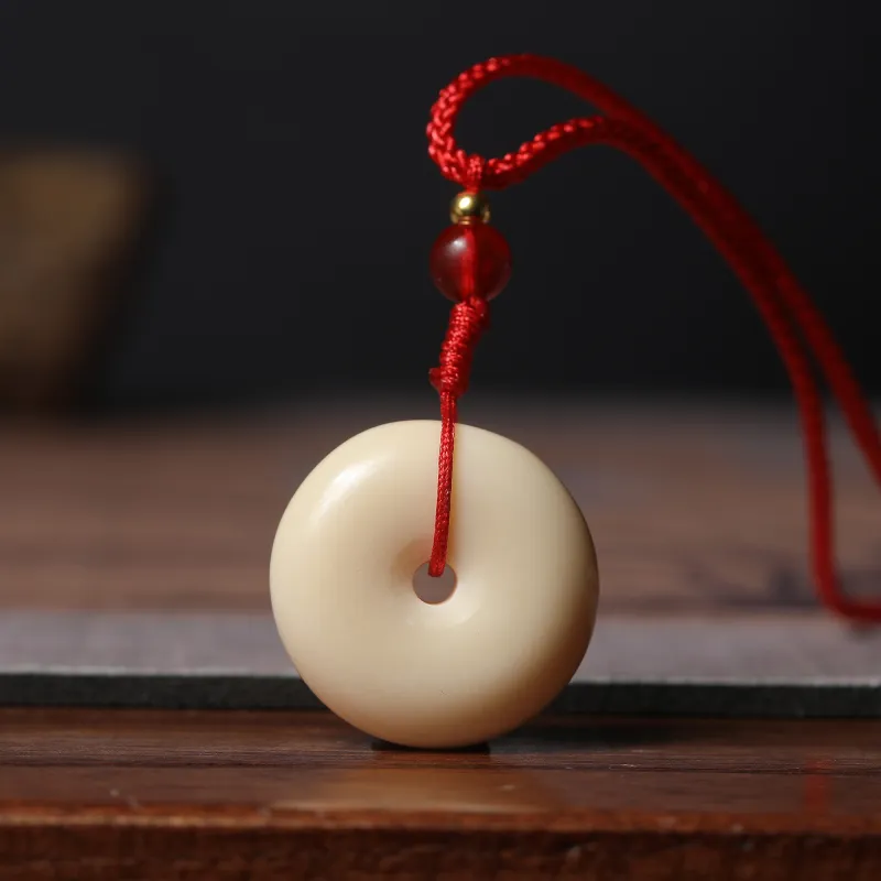 Xianyou Ivory Nut Necklaces Unisex-1
