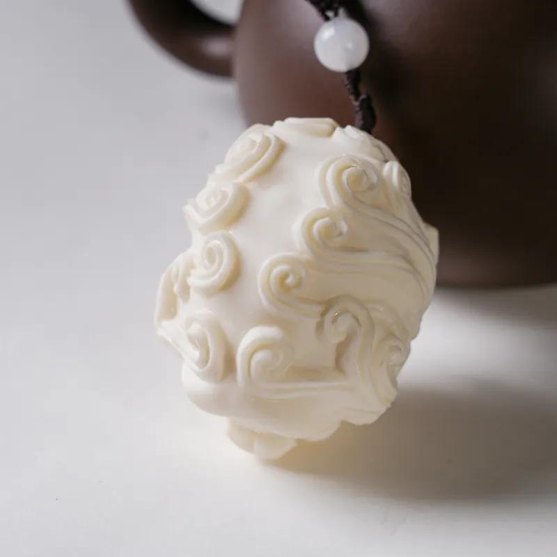 Xianyou Ivory Nut Handlebar Piece Unisex-5