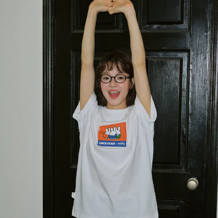 Checkitout T Shirts Unisex-1