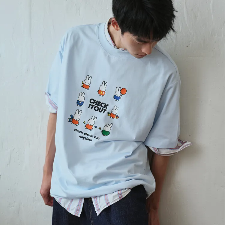 Checkitout T Shirts Unisex-3