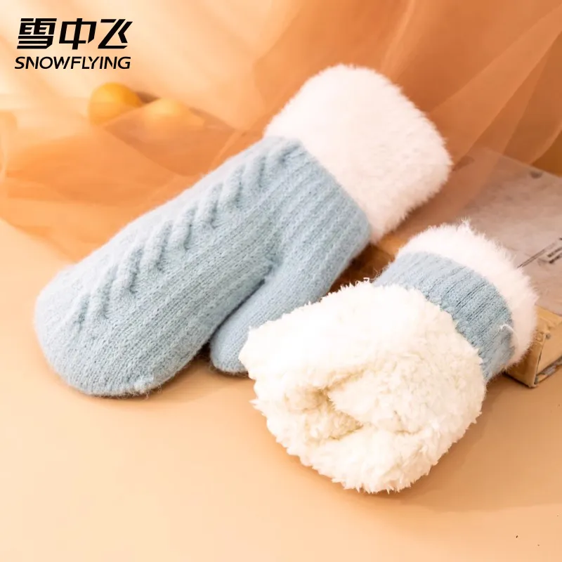 SNOW FLYING Camel Wool Knit Gloves Women's-13