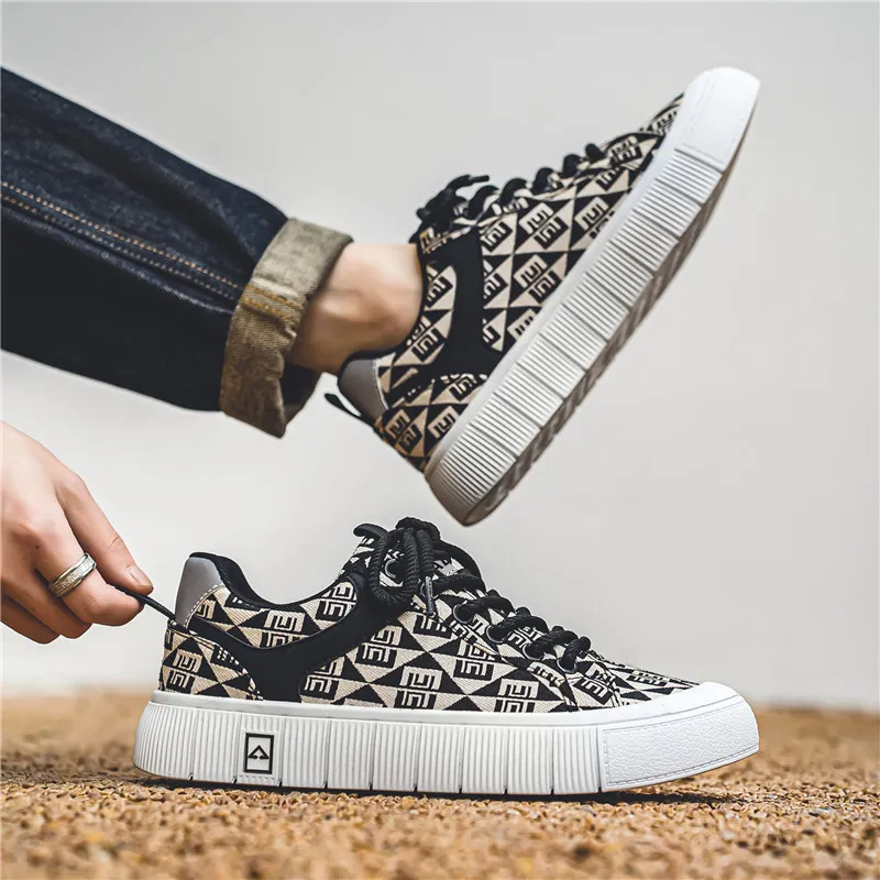 Yalu Slip Resistant Waterproof Low Top Skateboard Shoes Men's-6