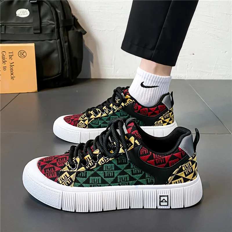 Yalu Slip Resistant Waterproof Low Top Skateboard Shoes Men's-1