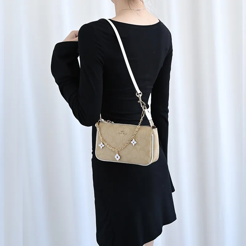 GUYI Alloy Bag Accessory Women's Gold Tone-23