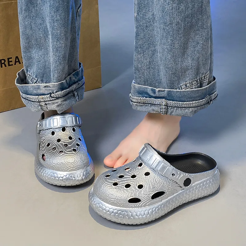 Darcy Sen Ji Scale Clogs Unisex-5