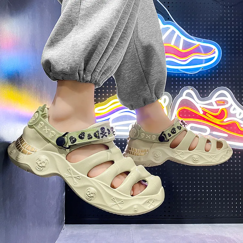 Darcy Sen Bone Poison X Clogs Men's Black-21