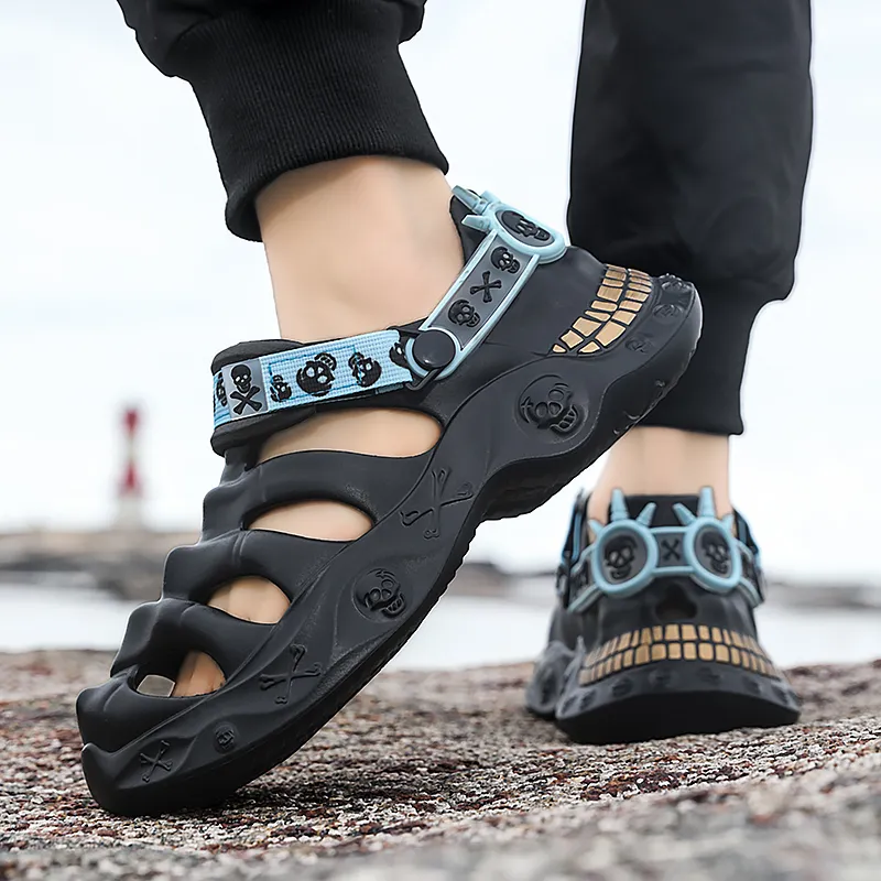 Darcy Sen Bone Poison X Clogs Men's Black-5