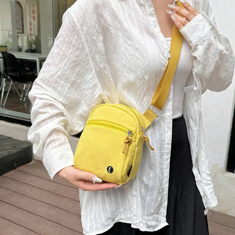 Alcohol Dragon Canvas Canvas Bag Shoulder Bag Crossbody Bag Unisex Multicolor-29