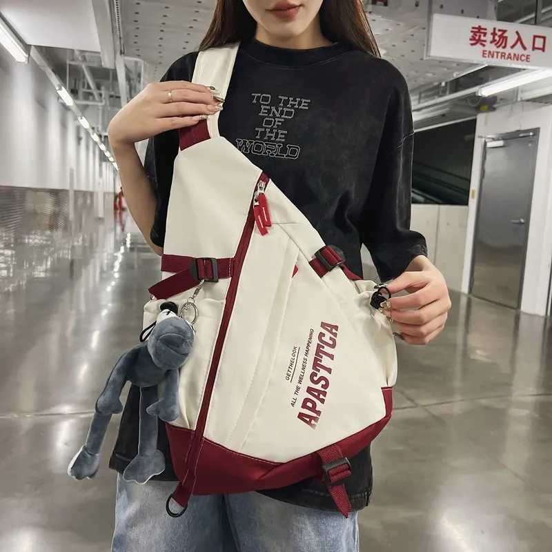 GOBLIN SHARKS 1759 Nylon Crossbody Bag Regular Unisex Black/Red/Green/Gray-25