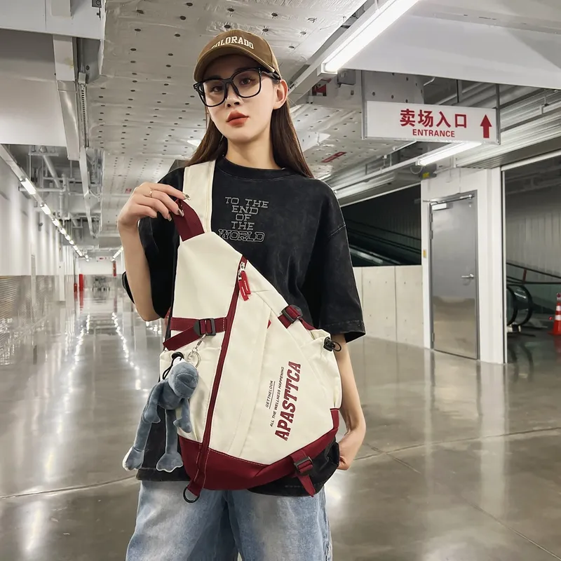 GOBLIN SHARKS 1759 Nylon Crossbody Bag Regular Unisex Black/Red/Green/Gray-28