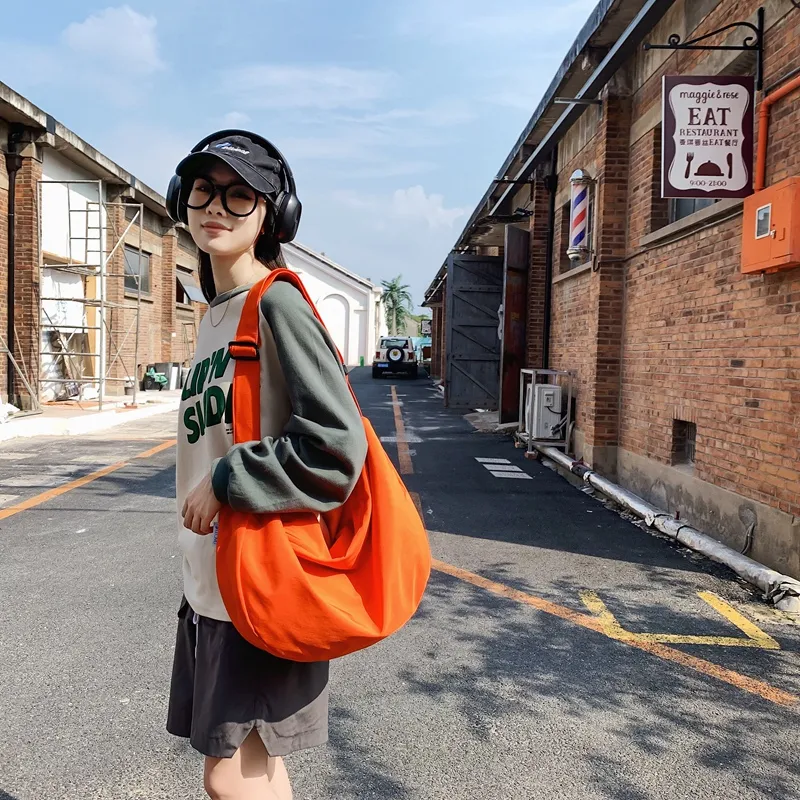 GOBLIN SHARKS 1759 Nylon Dumpling Bag Shoulder Bag Regular Unisex Multicolor-21