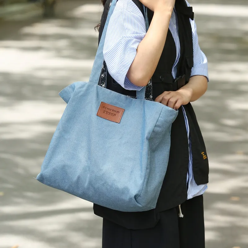 Alcohol Dragon Denim Canvas Bag Shoulder Bags Regular Women's White/Light Blue-5