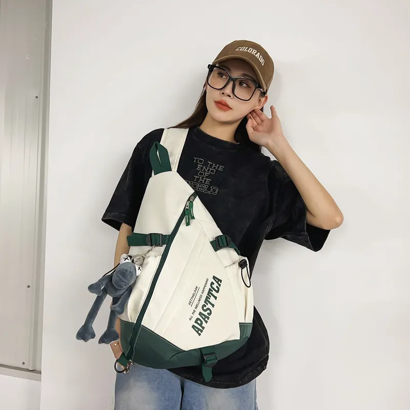 GOBLIN SHARKS 1759 Nylon Crossbody Bag Regular Unisex Black/Red/Green/Gray-6