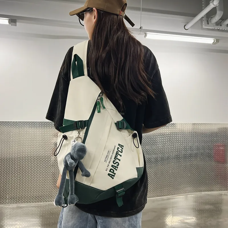 GOBLIN SHARKS 1759 Nylon Crossbody Bag Regular Unisex Black/Red/Green/Gray-7