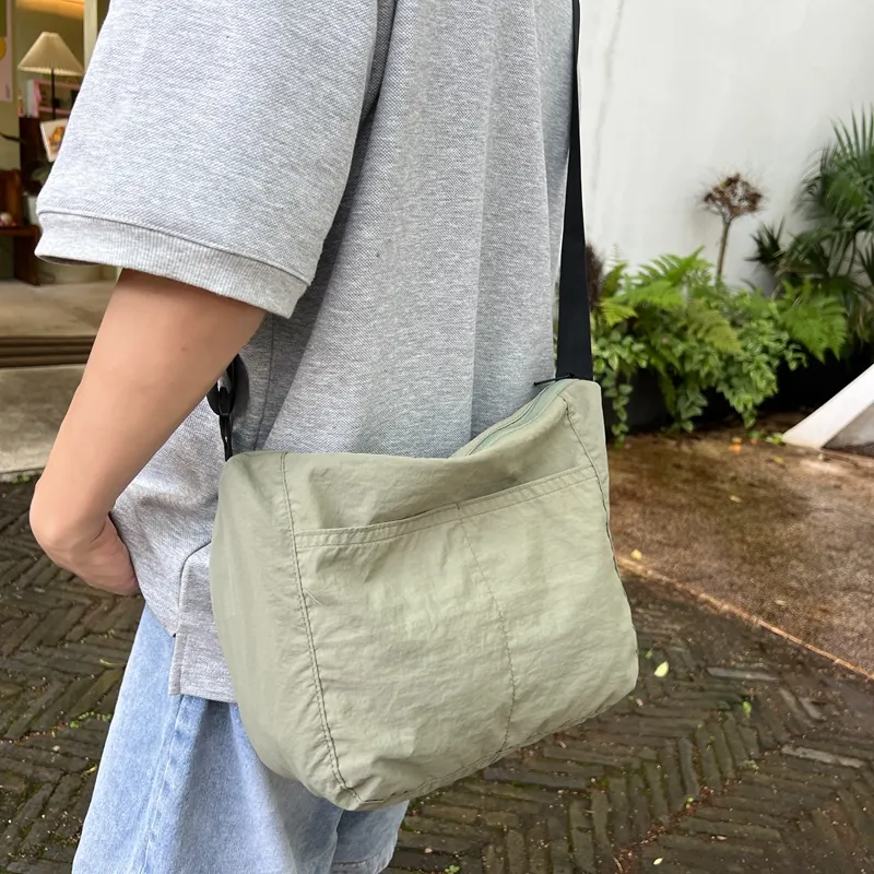 Alcohol dragon Crossbody Bags-2
