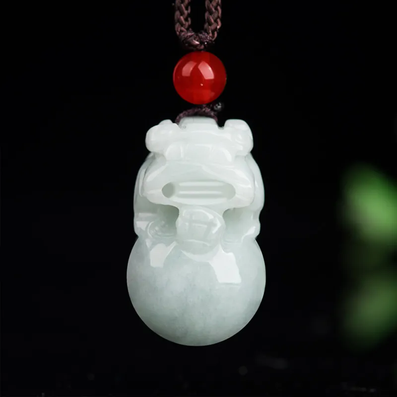Emerald Bean Type Jadeite Necklaces Unisex-5