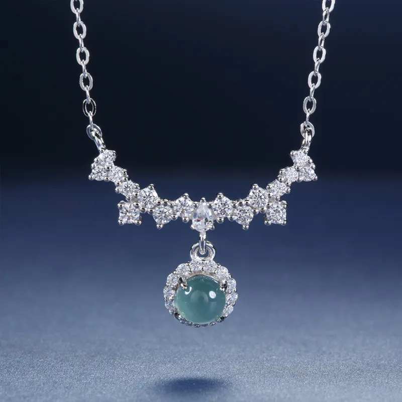 Emerald Ice Glutinous Jadeite Necklaces Women's-2