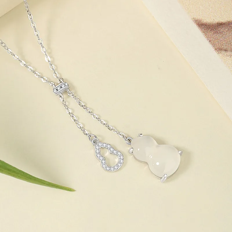 Emerald Chalcedony Necklaces Women's-3
