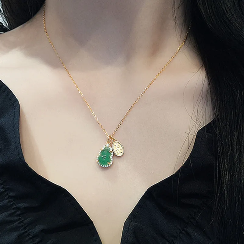 Emerald Chalcedony Necklaces Women's-5