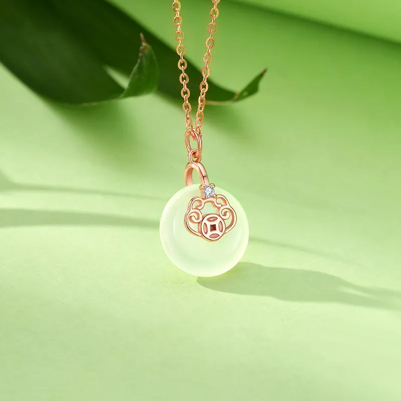 Emerald Chalcedony Necklaces Women's-1