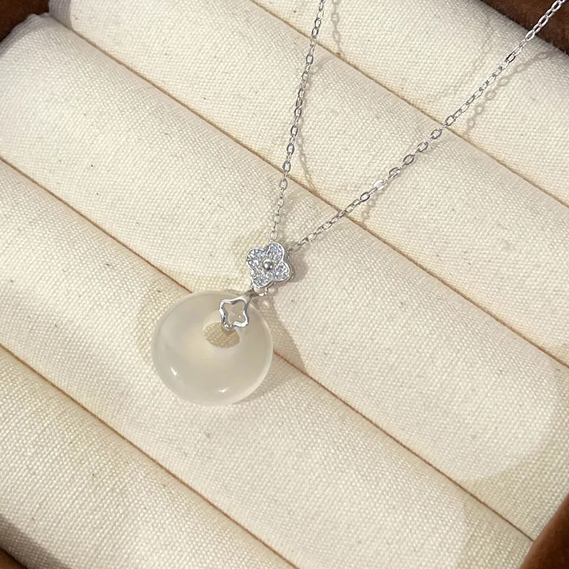 Emerald Chalcedony Necklaces Women's-1