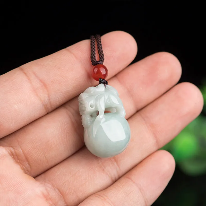 Emerald Bean Type Jadeite Necklaces Unisex-4
