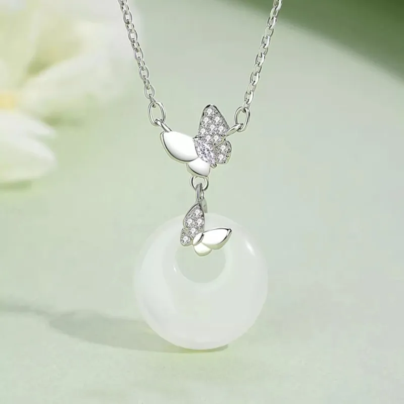 Emerald Chalcedony Necklaces Women's-4