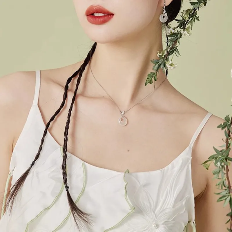 Emerald Chalcedony Necklaces Women's-1