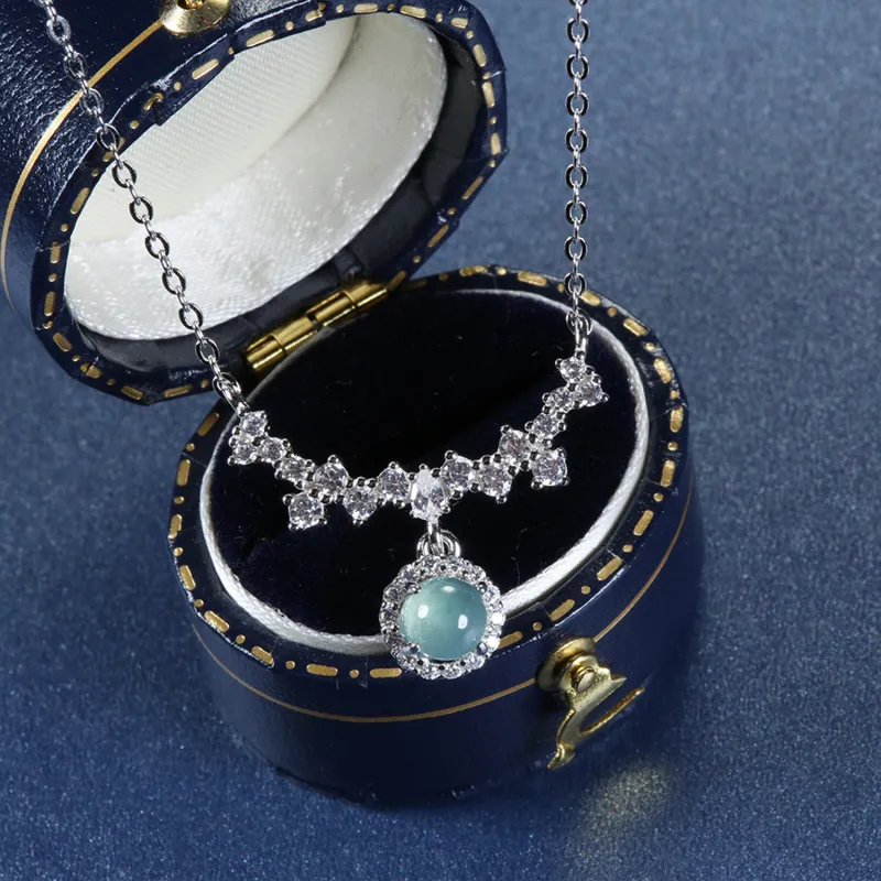 Emerald Ice Glutinous Jadeite Necklaces Women's-3