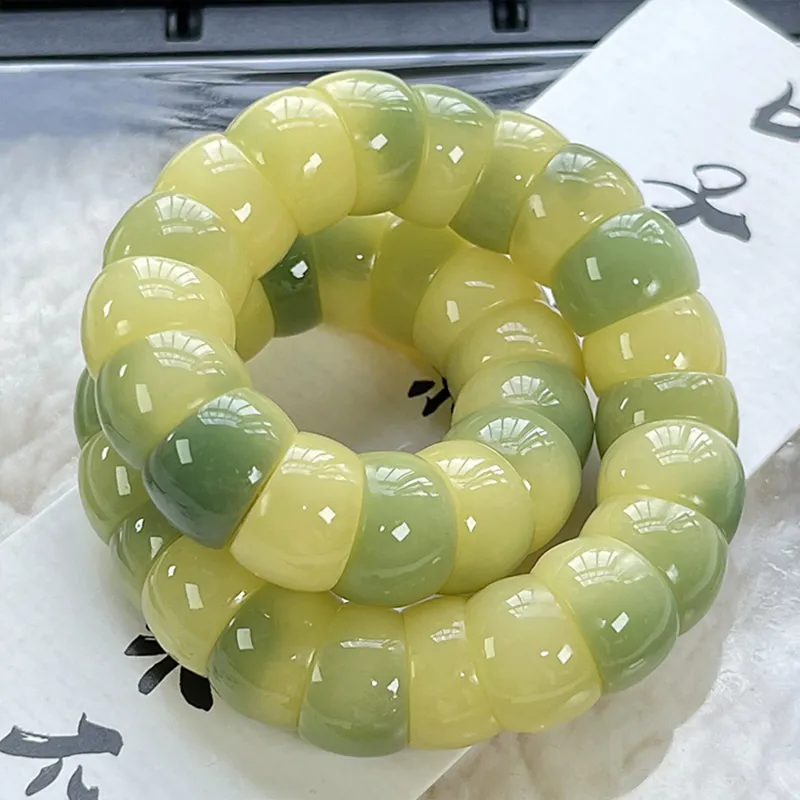 Emerald Bodhi Root Bracelets Unisex-14
