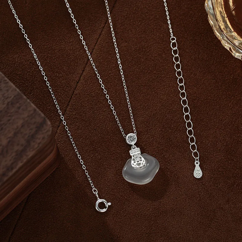 Emerald Chalcedony Necklaces Women's-4