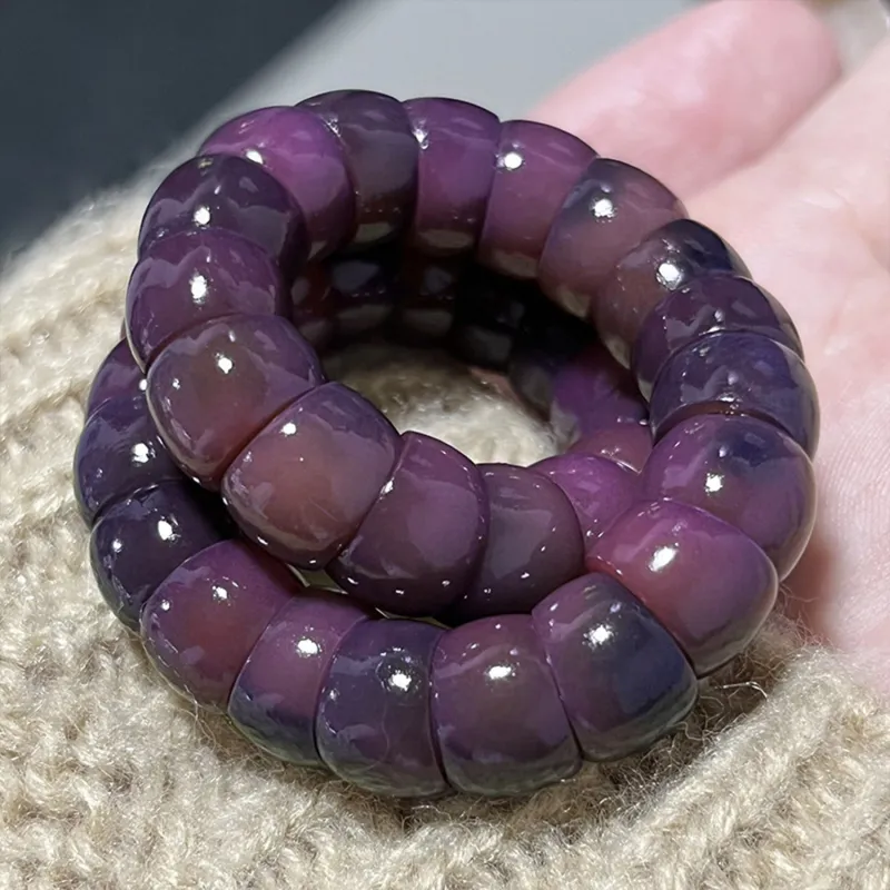Emerald Bodhi Root Bracelets Unisex-11